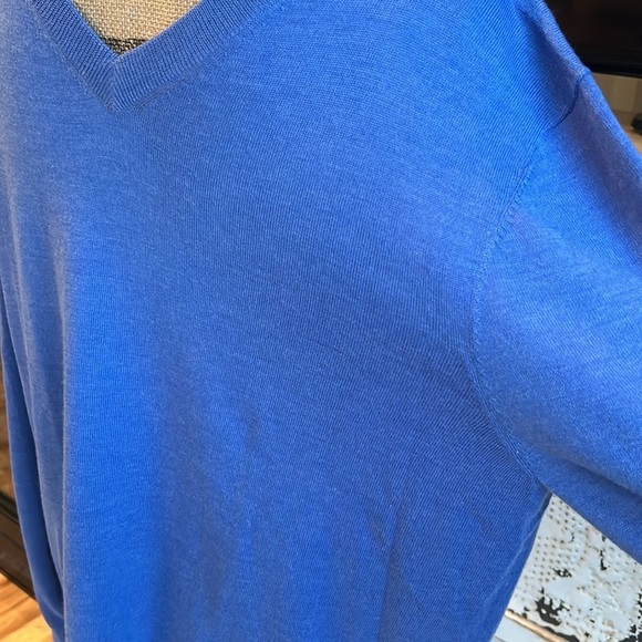 Vineyard Vines Merino wool blend long sleeve vneck light sweater periwinkle blue - Picture 4 of 14